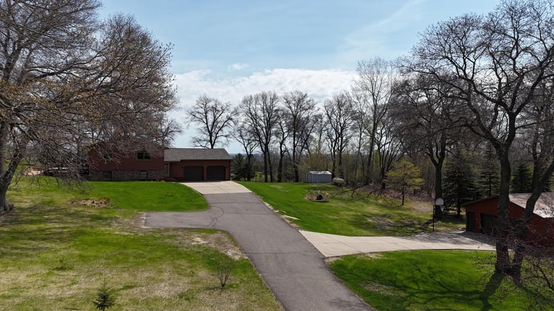 11984 Skyview Ridge Rd, Little Falls, MN 56345
