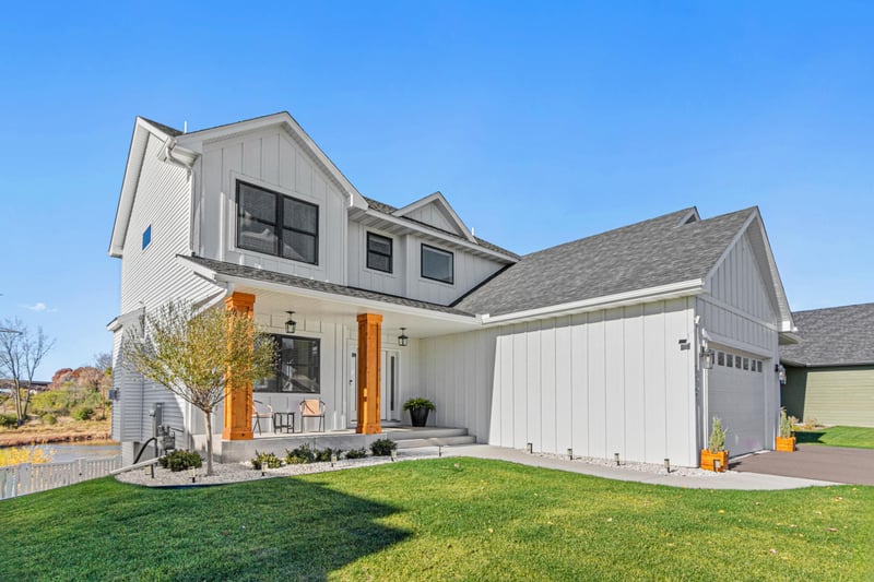 3147 Frattalone Rd, Vadnais Heights, MN 55127