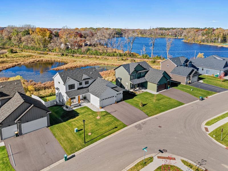 3147 Frattalone Rd, Vadnais Heights, MN 55127