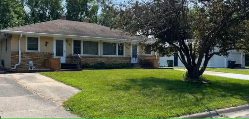 1064 Glenhill Rd, Saint Paul, MN 55126