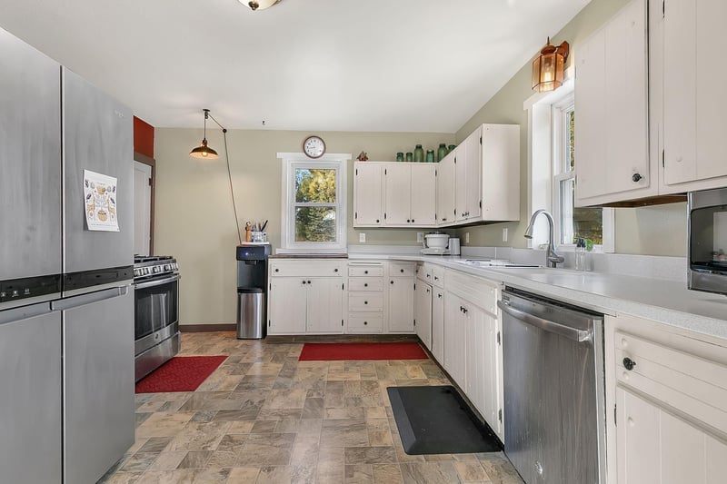 4142 Badger Creek Rd, Swanville, MN 56382