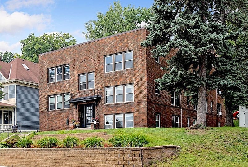 383 Grand Ave #9, Saint Paul, MN 55102