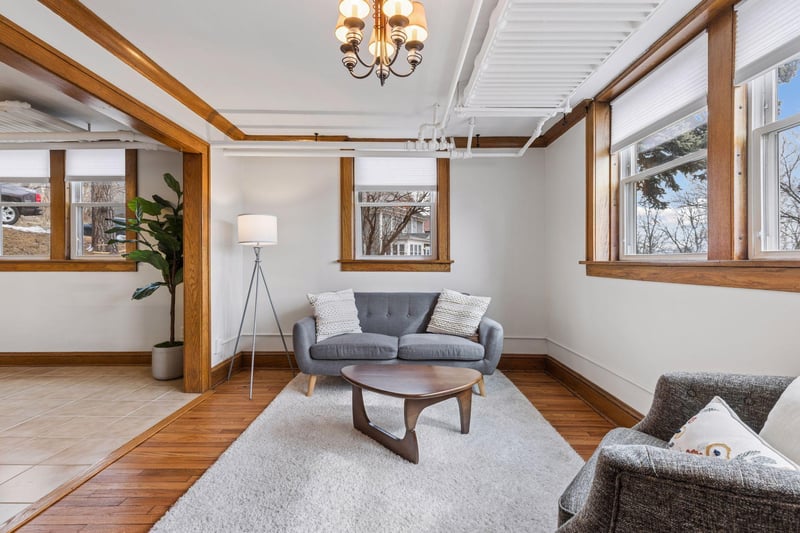 383 Grand Ave #9, Saint Paul, MN 55102
