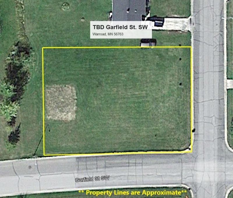 405 Dale Ave SW, Warroad, MN 56763