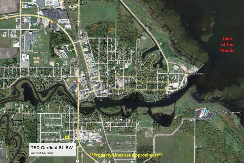 405 Dale Ave SW, Warroad, MN 56763