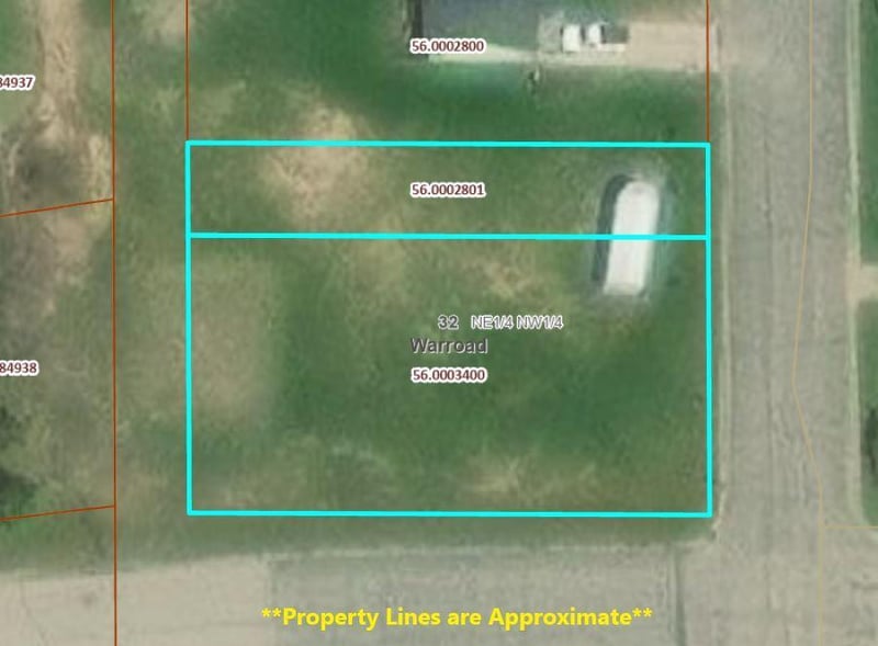 405 Dale Ave SW, Warroad, MN 56763