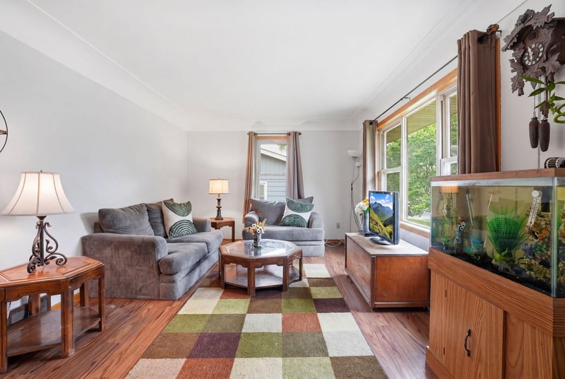 821 Elm St W, Norwood Young America, MN 55368