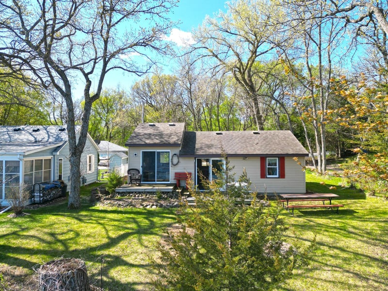 7253 100th Ave SE, Clear Lake, MN 55319