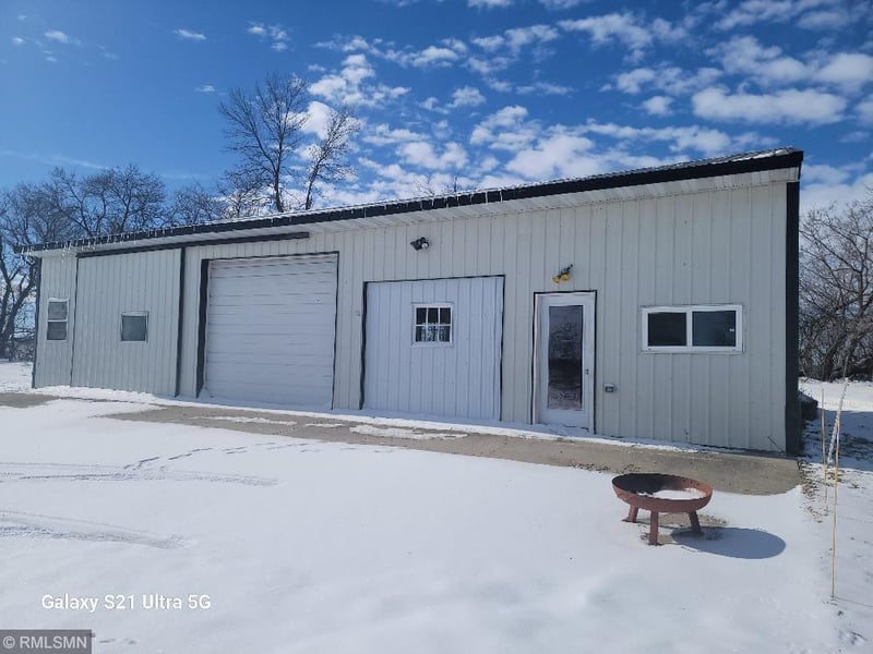 41617 Us 71, Bertha, MN 56437
