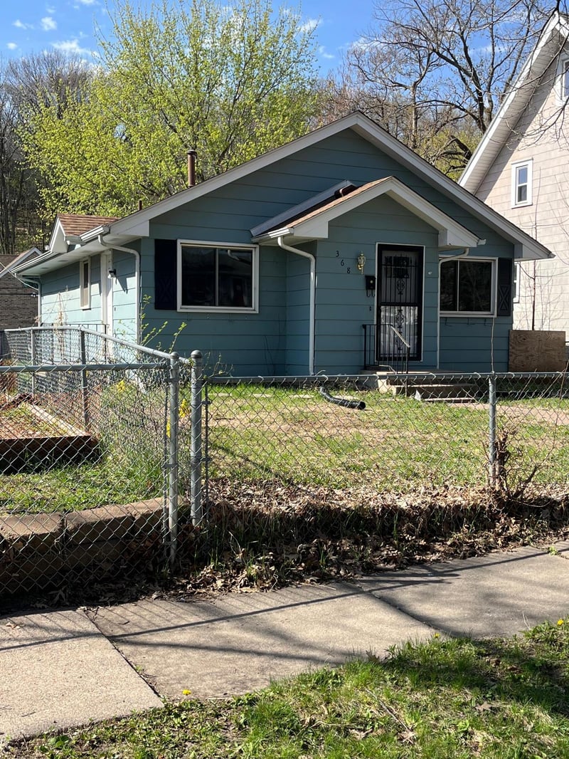 368 Sidney St E, Saint Paul, MN 55107