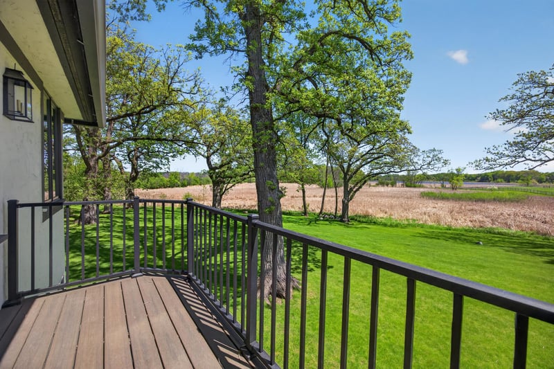 1000 Old Crystal Bay Rd S, Orono, MN 55391
