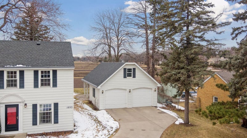1893 Snelling Ave N, Falcon Heights, MN 55113