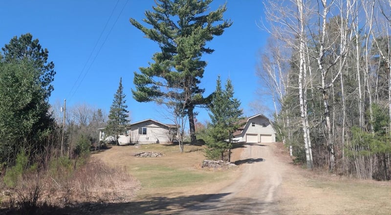 4477 Hitchcock Rd, Orr, MN 55771