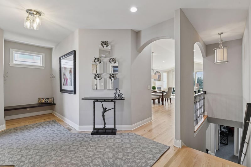 17435 Sanctuary Dr, Minnetonka, MN 55391