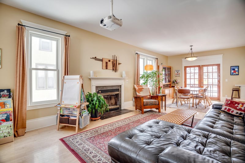 156 Arthur Ave SE, Minneapolis, MN 55414