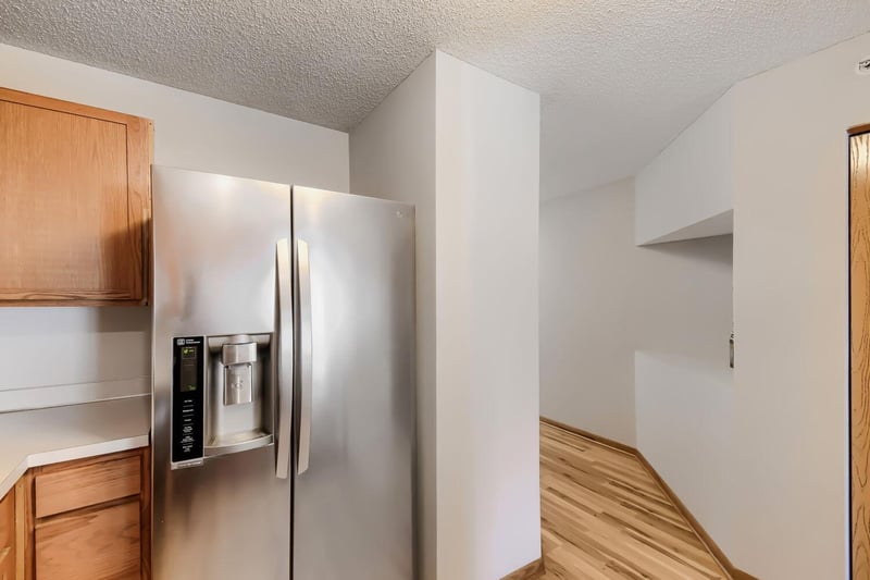 9102 Terra Verde Trl, Eden Prairie, MN 55347