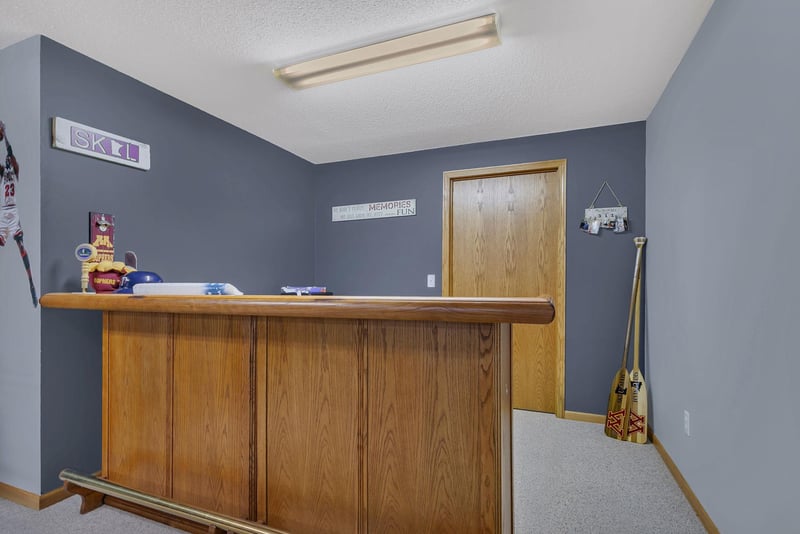 302 Park Ave SE, Pierz, MN 56364