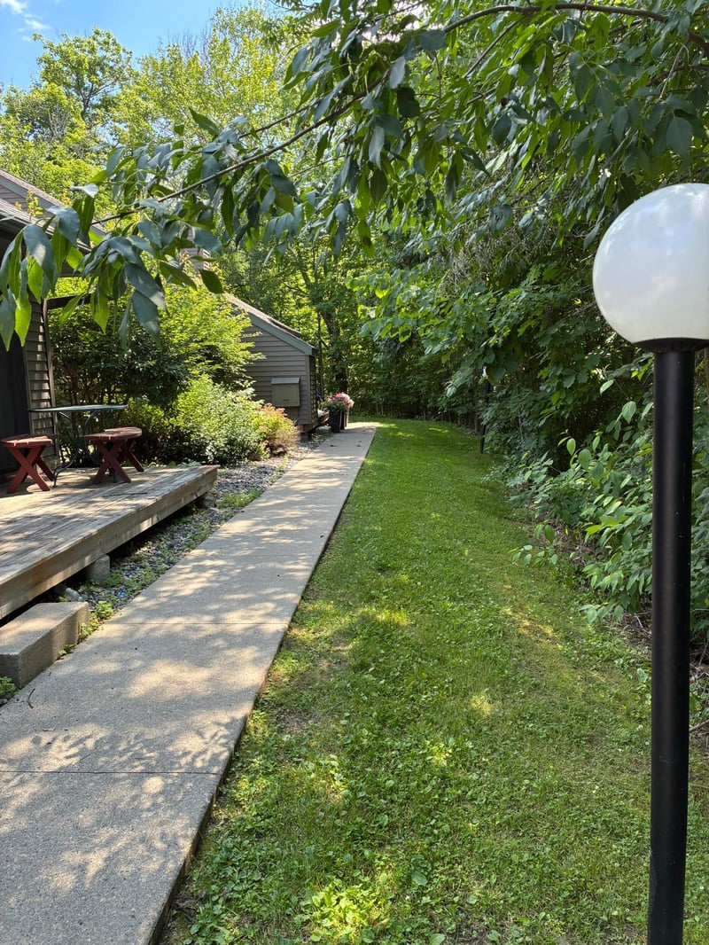 323 Quadna Mountain Rd, Hill City, MN 55748
