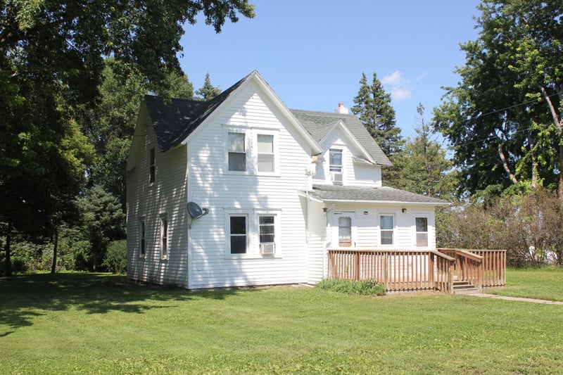 6045 50th Ave NW, Montevideo, MN 56265
