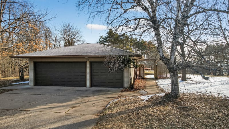 2216 Orwell Ct N, Stillwater, MN 55082