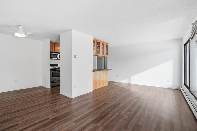 4130 Rahn Rd #206, Eagan, MN 55122
