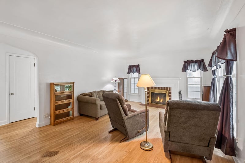 671 Como Ave, Saint Paul, MN 55103