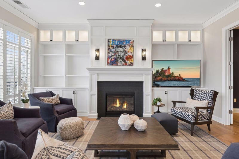 935 Lake St E #309, Wayzata, MN 55391