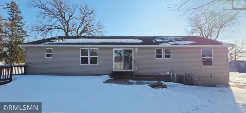 212 1st St S, Royalton, MN 56373