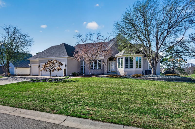 3532 Rae Ln, Woodbury, MN 55125