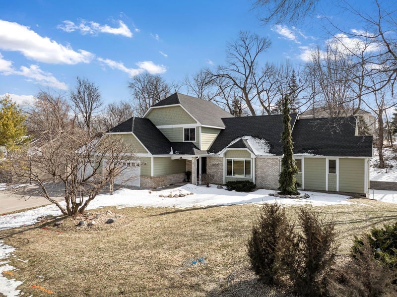 12405 45th Ave N, Plymouth, MN 55442