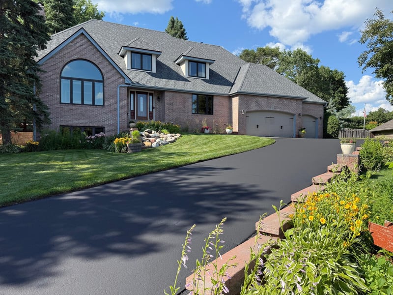 11428 Zion Cir, Bloomington, MN 55437