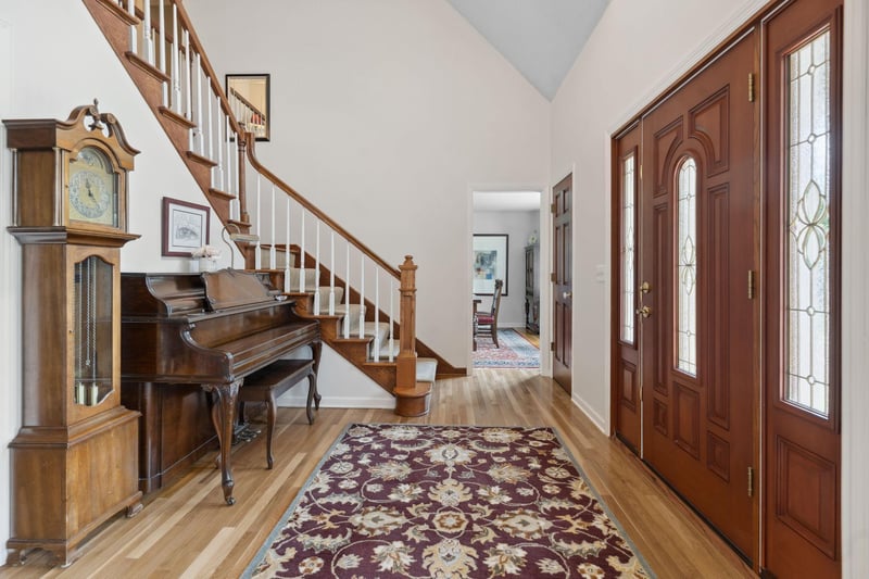 11428 Zion Cir, Bloomington, MN 55437