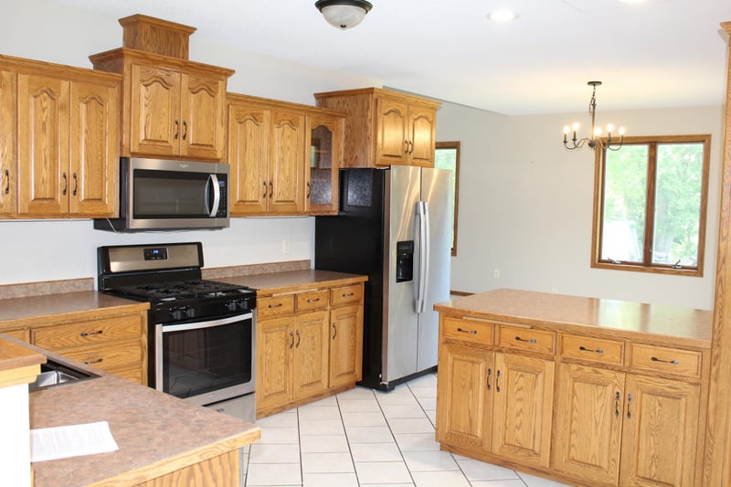 17042 250th Ave, Paynesville, MN 56362