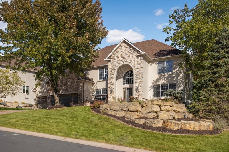 3852 Big Timber Trl, Eagan, MN 55123
