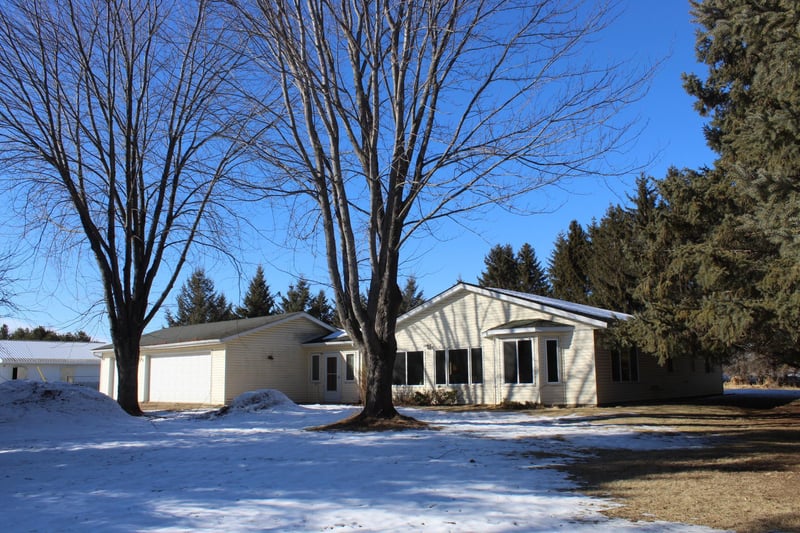 19043 80th Ave, Milaca, MN 56353