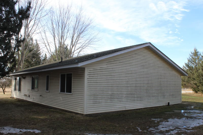19043 80th Ave, Milaca, MN 56353
