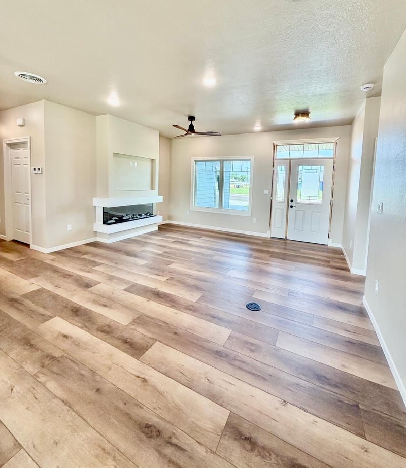 432 N School St N, Tyler, MN 56178