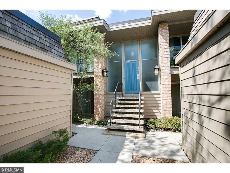 6328 Barrie Rd #2F, Edina, MN 55435