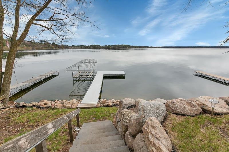31574 Lowry Cir, Cushing, MN 56443