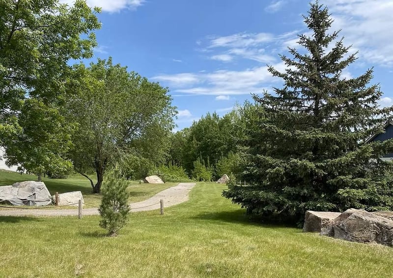 6635 Captains Dr NW, Sauk Rapids, MN 56379