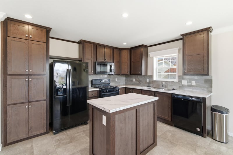 2022 Morgan Way, North Mankato, MN 56003