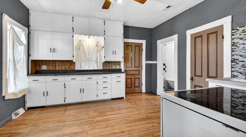 23965 Washington St, Independence, WI 54747