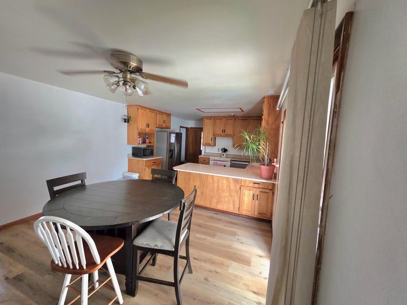 1002 Linden St, Luverne, MN 56156