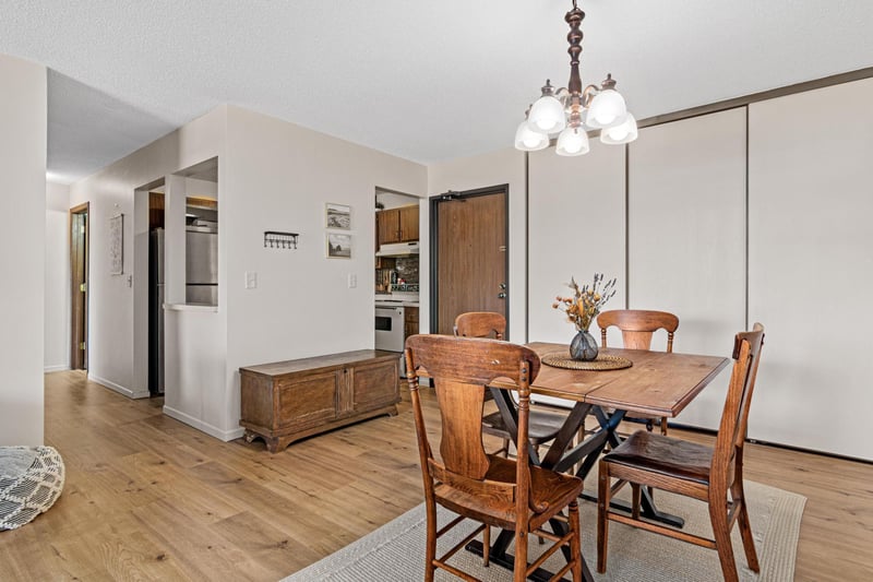 1871 Silver Bell Rd #309, Eagan, MN 55122
