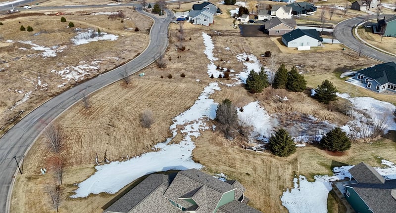 3195 Old Stone Way NE, Sauk Rapids, MN 56379