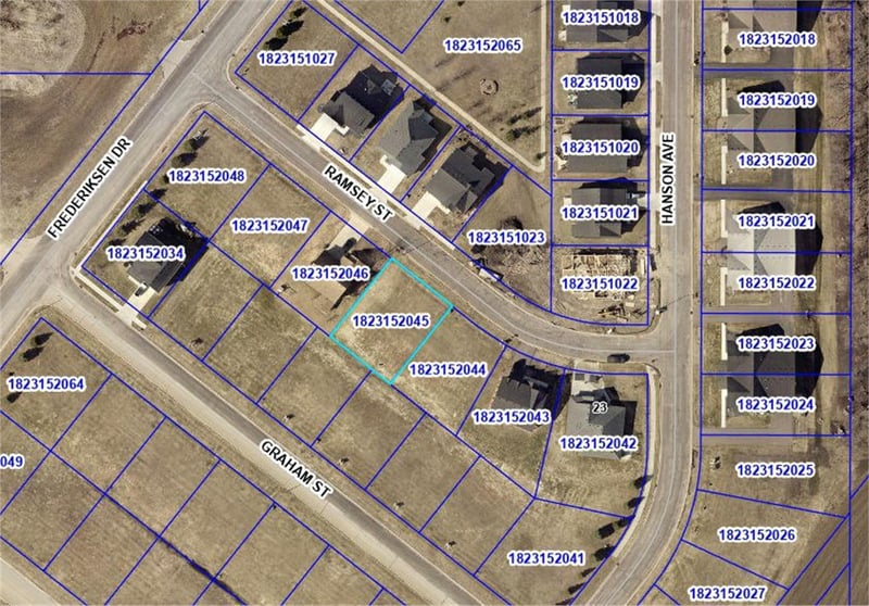 3219 Ramsey St, Faribault, MN 55021
