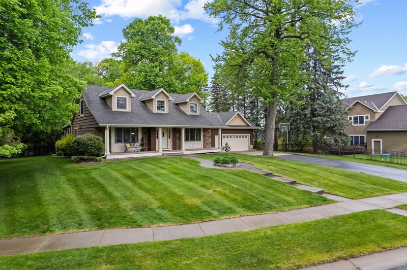 11305 Parkside Trl, Dayton, MN 55369