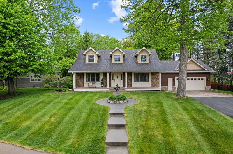 11305 Parkside Trl, Dayton, MN 55369