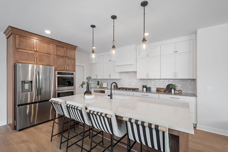 10184 Queensland Ln N, Maple Grove, MN 55311