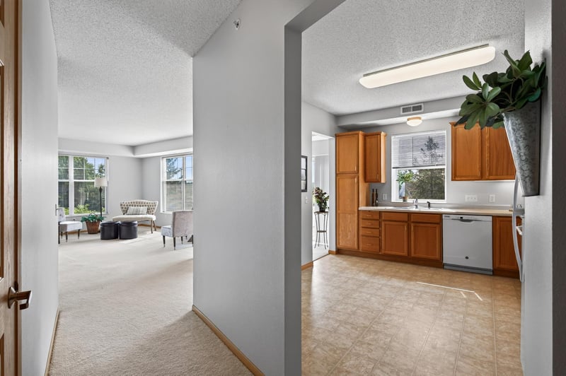 1900 Rush Lake Trl #232, New Brighton, MN 55112
